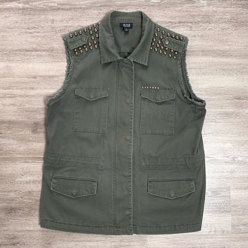 A.N.A. Studded Olive Green Military Utility Vest Large